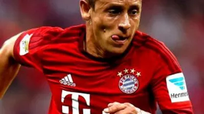 Rafinha'dan 2018'e kadar imza
