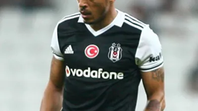 "Adriano Türkiye’den ayrılmak istiyor"