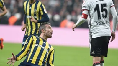 Persie’den olay gol sevinci