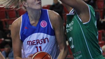 Mersin deplasmanda güldü