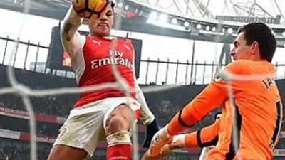 Arsenal'in Sanchez'i var