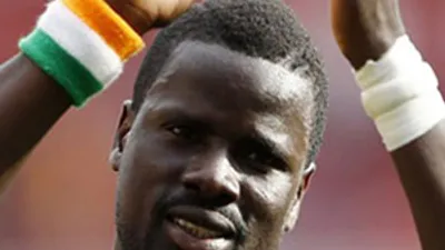 Eboue gülümsemesini kaybetti !