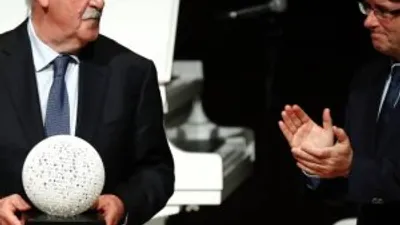 Del Bosque'ye Katalonya'dan ödül