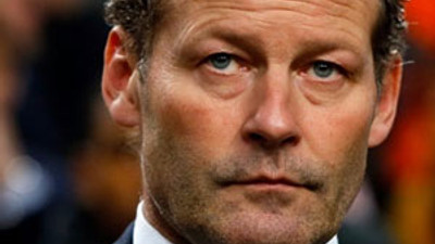 Hollanda, Danny Blind'in görevine son verdi
