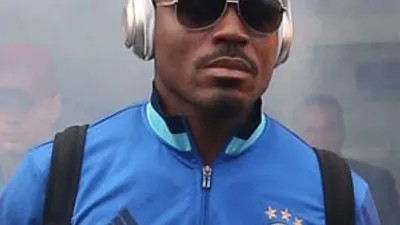Emenike için flaş açıklama: Düşünebiliriz