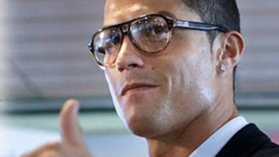 Ronaldo çapkınlık turunda !