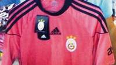 İşte o pembe forma