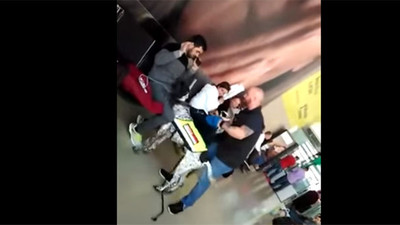 Türk yolculara skandal muamele ! Köpekle aradılar