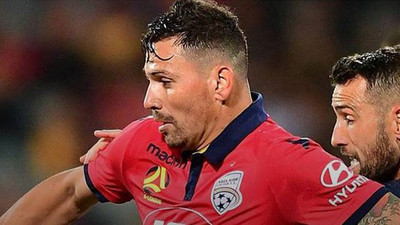 Ersan Gülüm'ün akciğeri delindi !
