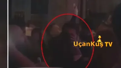 İhanet mi yoksa yeni bir aşk mı ? Dudak dudağa yakalandılar
