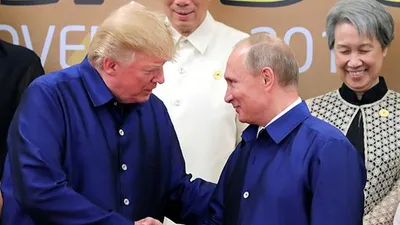 Putin ve Trump Vİetnam'da buluştu