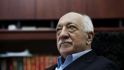FETÖ'yü ''yüzbaşı'' yapmışlar !