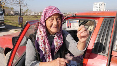 71 yaşında kamyonetle semt semt dolaşıyor !