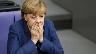 Merkel'e büyük şok ! İstifası istendi...