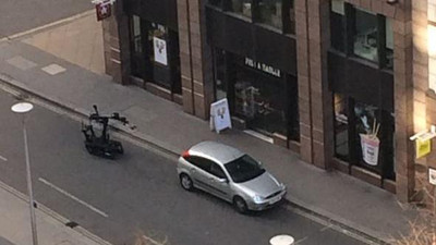 Londra'da bombalı araç alarmı