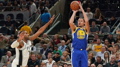 Golden State liderliğe yükseldi