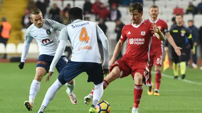 Başakşehir liderliği kaptırdı