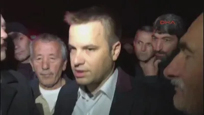 Ünlü oyuncu Yağmur Atacan kaza yaptı !