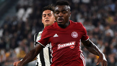 Emenike'den itiraf: Güvenli uyuyamıyorum