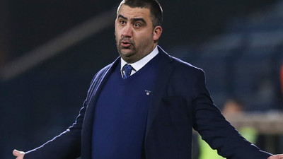 Ümit Özat'tan flaş sözler: Ölmem isteniyor !