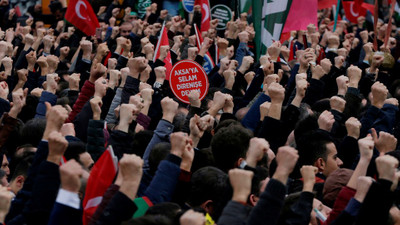 Ankara'da binlerce vatandaş sokaklara döküldü