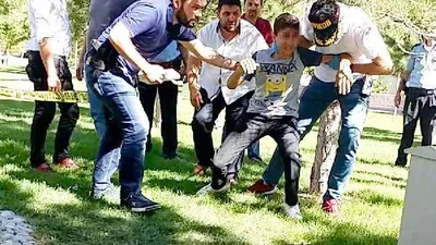 Yasak aşk cinayetinde korkunç ifade: Babamı öldürüp kafasına tekme attılar