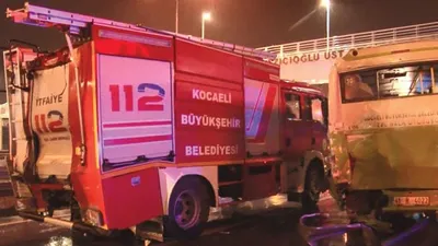 İtfaiye ekipleri kaza yaptı: 6 yaralı