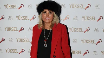 Ünlü oyuncudan kötü haber; hastalığı nüksetti !