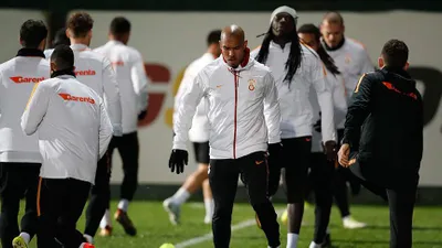 De Jong yeniden takıma döndü !