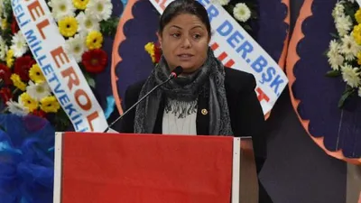 CHP'den ''tek tip kıyafet'' uygulamasına sert tepki