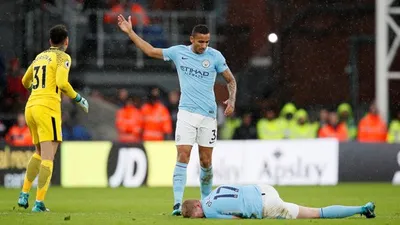 Manchester City'i yıkan sakatlık ! Sedyeyle götürüldü...