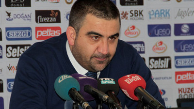  Ümit Özat Yahudilerden özür diledi