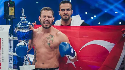 'Avatar' Atakan'dan müthiş nakavt !