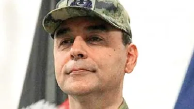 ''Gülen onu sevdiği için zengin bir kızla evlendirdi''