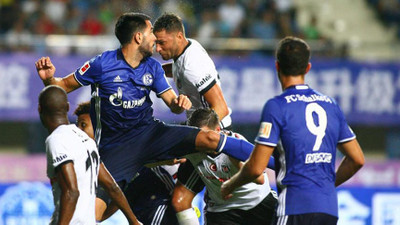 Cenk Tosun Beşiktaş'a yetmedi !