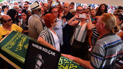 Harun Kolçak'ın cenazesinde büyük ayıp