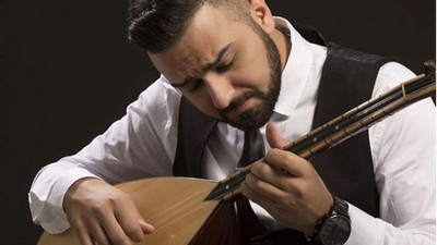 Denize atlayan genç türkücü ağır yaralandı