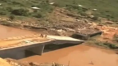 Çin malı köprü tamamlanmadan çöktü