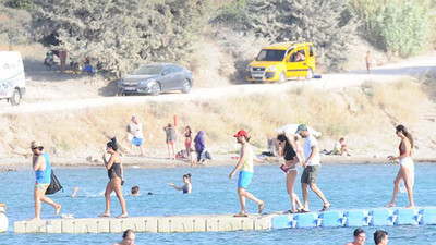 Görenler onları turist sandı ama...