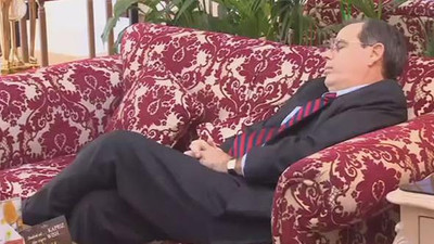 ABD'li diplomat uyuya kaldı