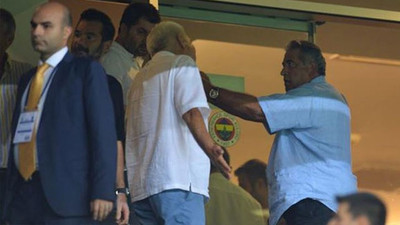 Fenerbahçe protokol tribününde ortalık karıştı !