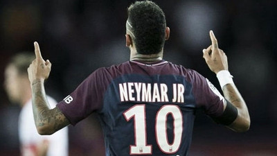 Neymar fırtınası ! Dünya onu konuşuyor...