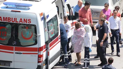 Benzin döküp kendini yaktı !