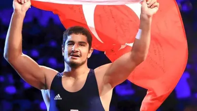 Taha Akgül finale yükseldi !