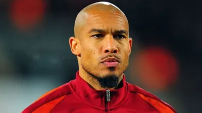 Nigel de Jong o takıma imza atıyor
