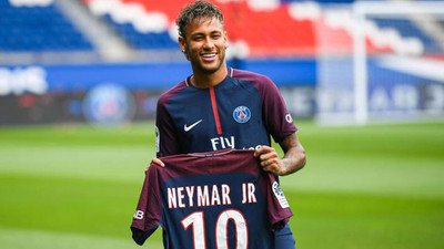 Paris'te Neymar çılgınlığı !