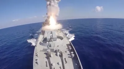 Rus donanması DEAŞ'i vurdu