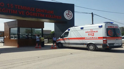 Lise öğrencisi sıktığı spreyle alev aldı