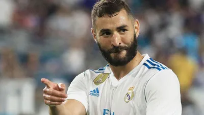 Benzema'dan flaş imza ! 2021'e kadar...