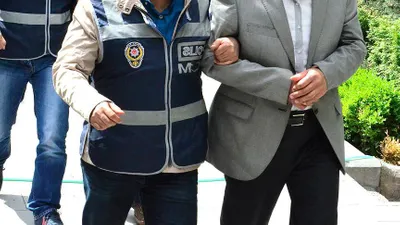 FETÖ'nün sözde ''önemli abisi''ne 6 yıl hapis !